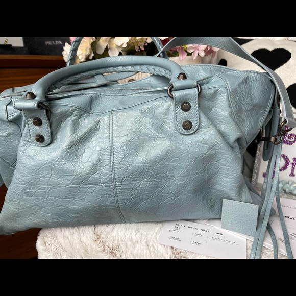 In a good condition, looks brand new, - Picture 3 of 16